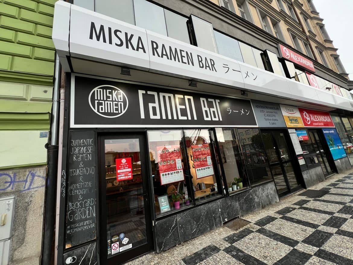 Miska Ramen Interior